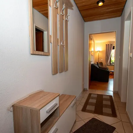 Husluenk Apartment